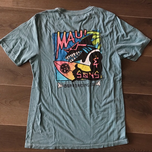 Maui & Sons Other - 🤙🏼MAUI & SONS Unisex Short-Sleeve T-Shirt